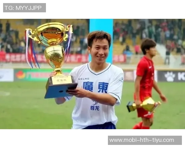 中国香港省港杯初选名单公布13名球员来自中超中甲陈晋一领衔出战